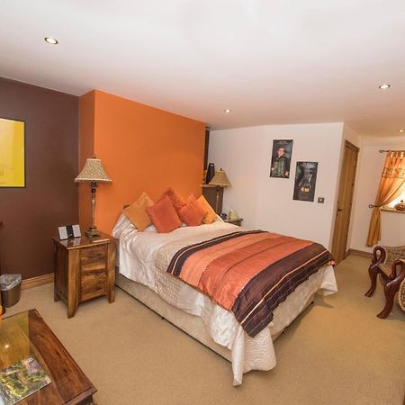 The Blue Bell Inn Weaverthorpe Екстериор снимка