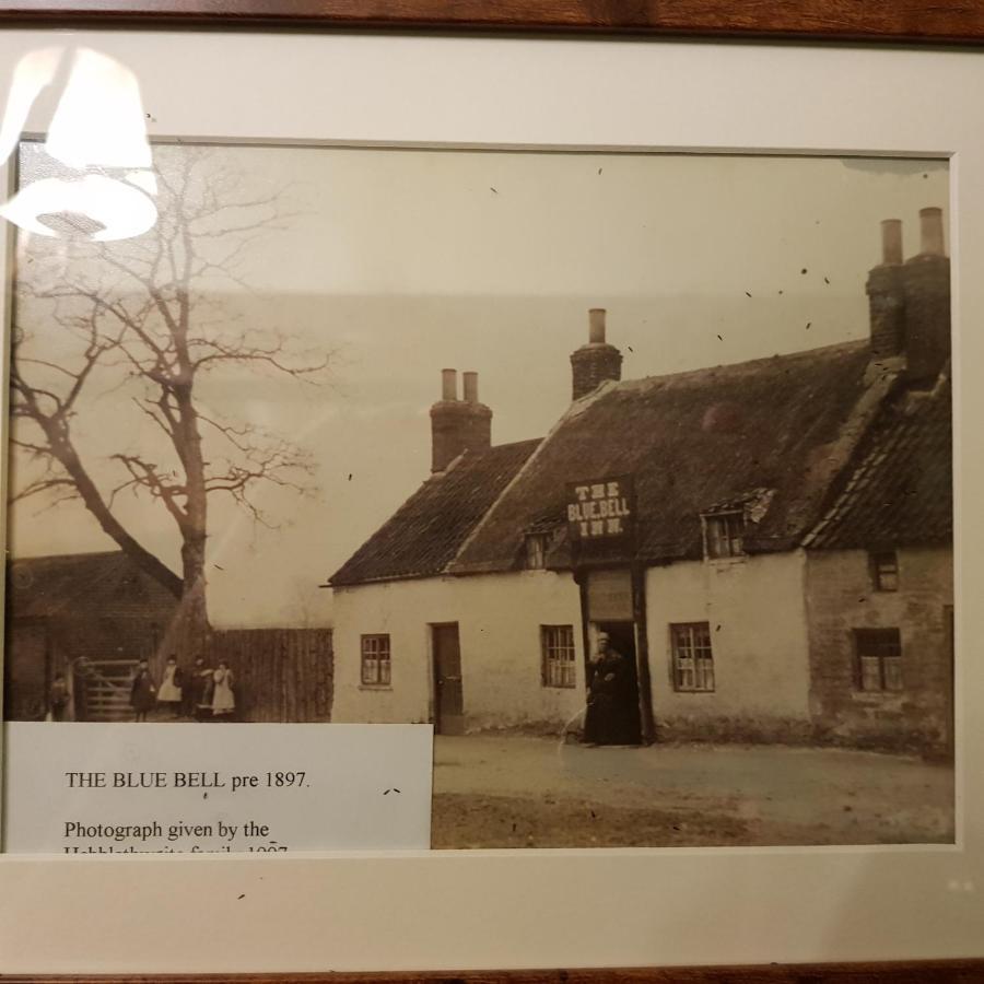 The Blue Bell Inn Weaverthorpe Екстериор снимка
