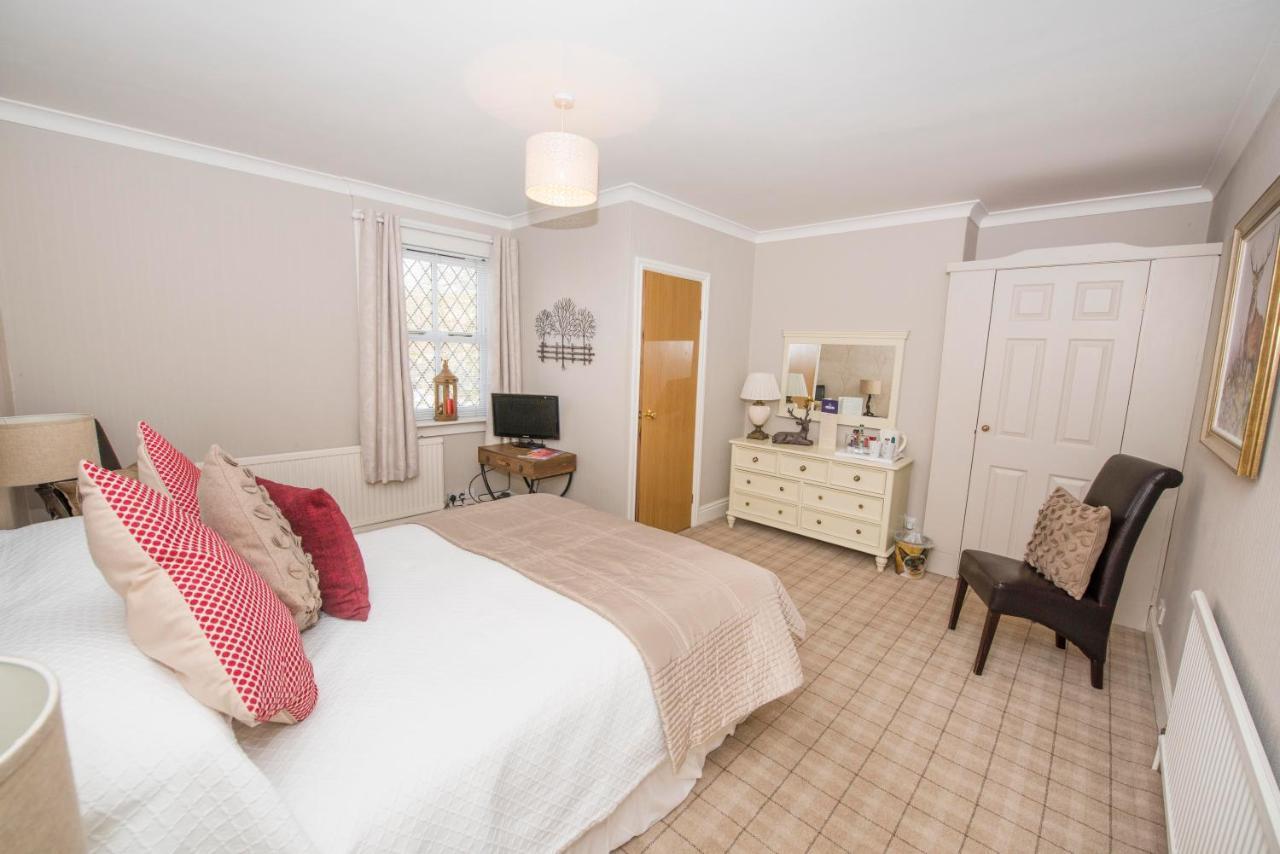 The Blue Bell Inn Weaverthorpe Екстериор снимка