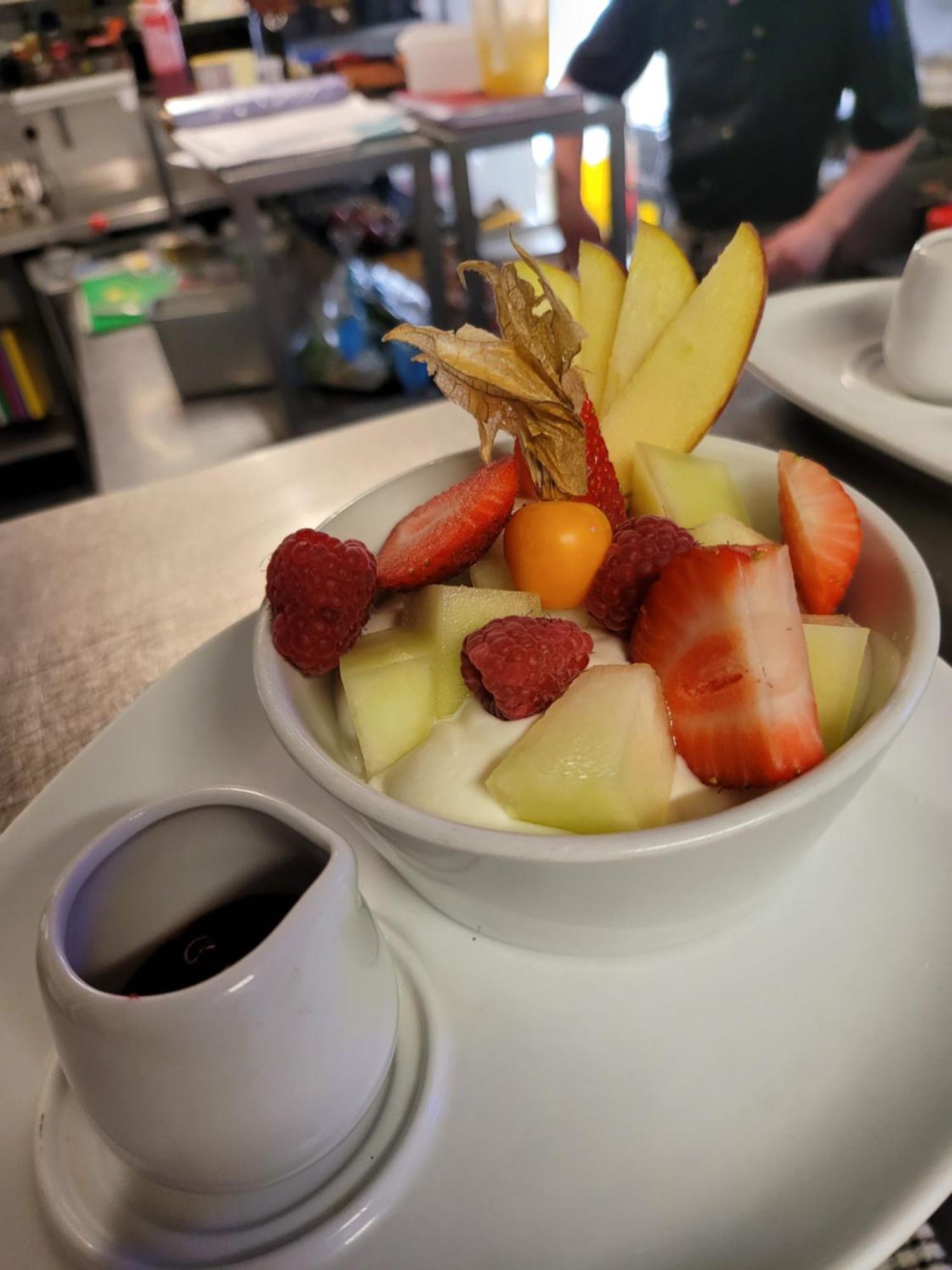 The Blue Bell Inn Weaverthorpe Екстериор снимка