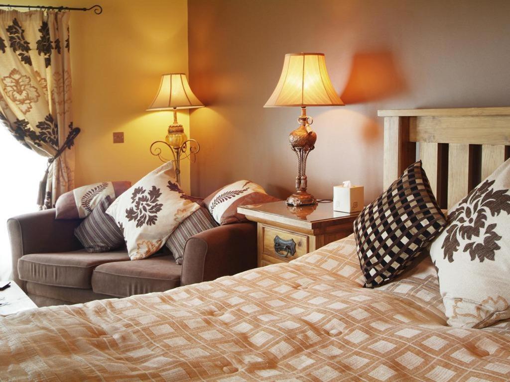 The Blue Bell Inn Weaverthorpe Екстериор снимка
